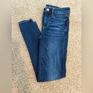 {AMERICAN EAGLE} Hi-Rise Jegging